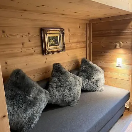 Riedhuus Dağ evi Selfranga